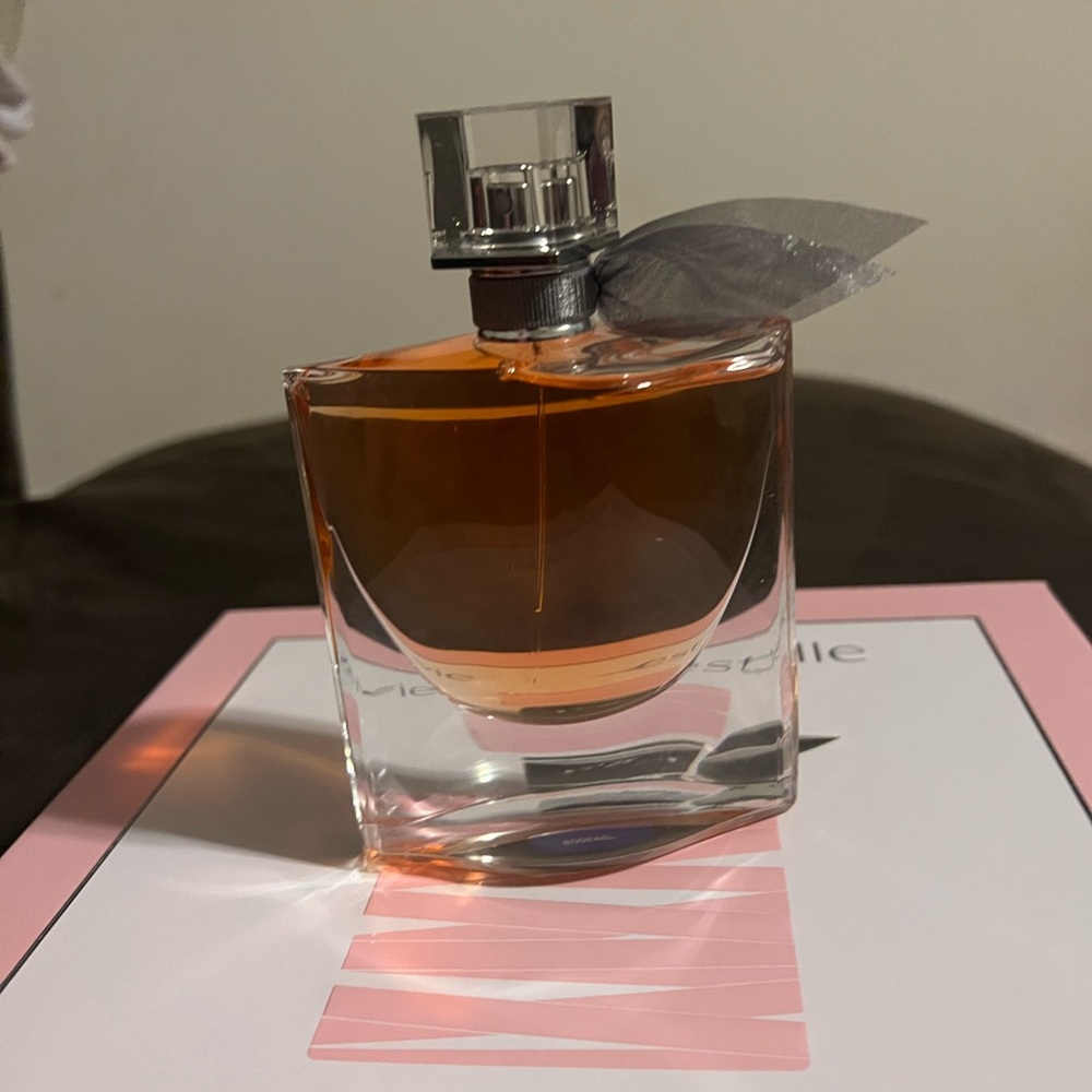 Lancôme perfume
